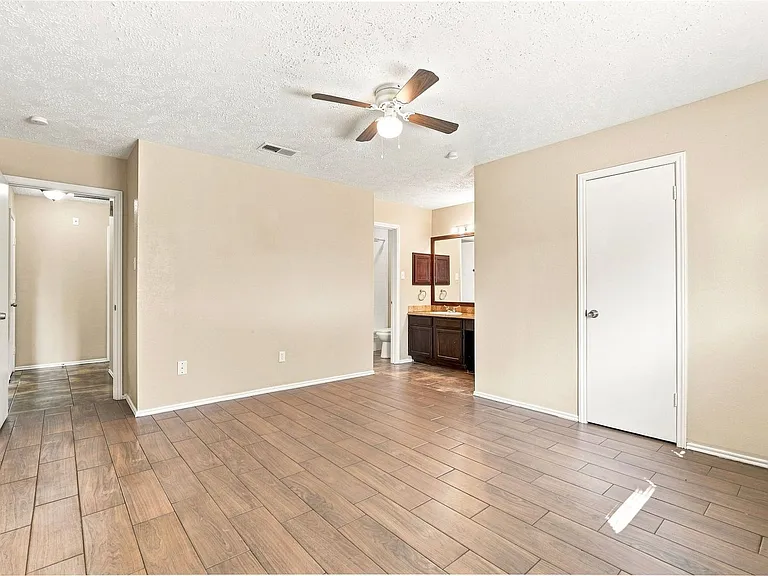 19315 Spanish Needle Dr — Photo 19