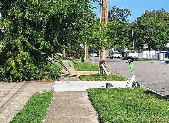 2nd image of 171 W Balview Ave