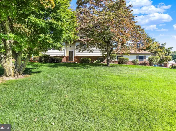 1720 Oberlin Rd, Middletown, PA 17057