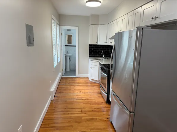 309 Covert Street image 6 of 8