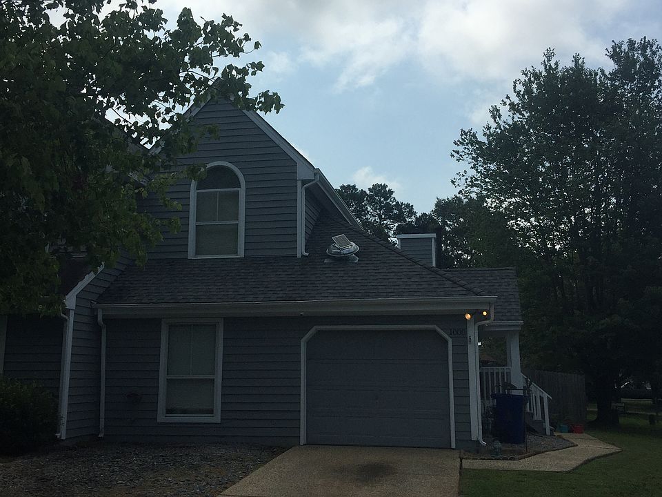 1st image of 1000 Plum Ct