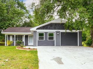 1635 Ridgeview Dr NW, Conyers, GA 30012