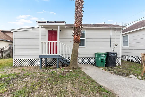 7307 Avenue H #A Photo 1