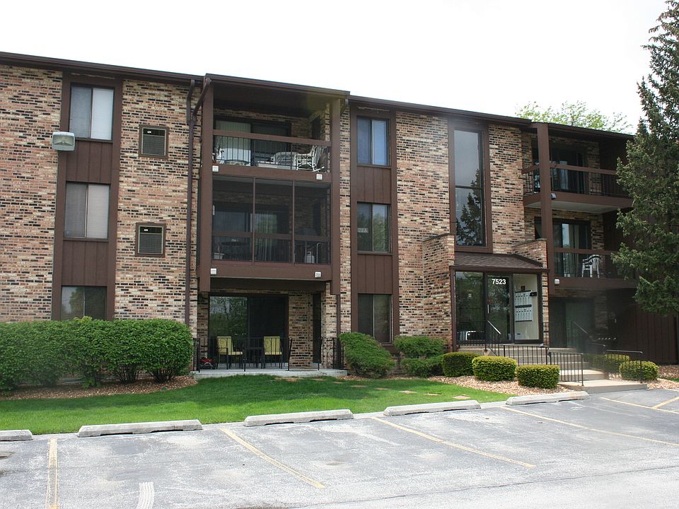 1st image of 7523 175th St #9