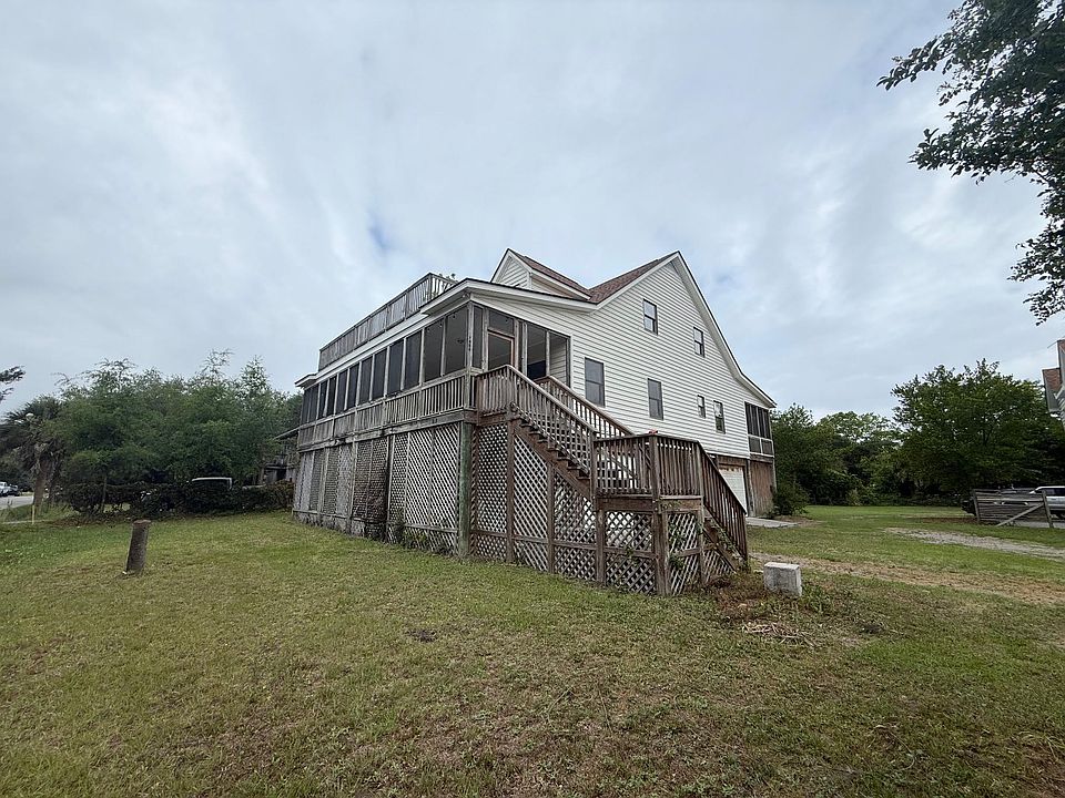 1st image of 1856 Ion Ave #C