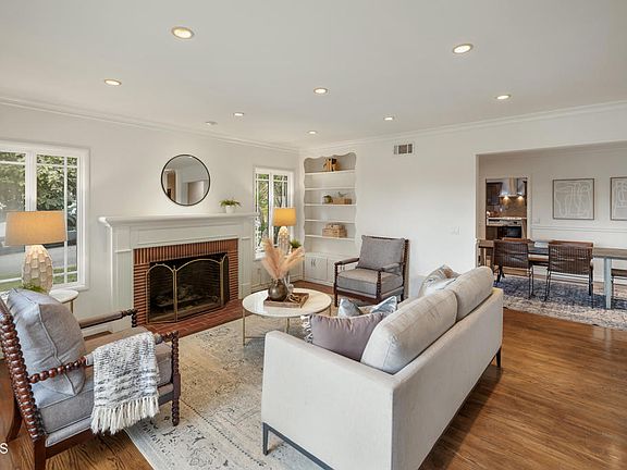 3rd image of 941 Chehalem Rd