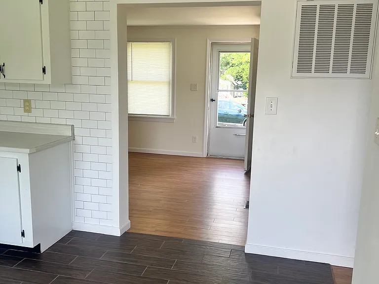 9442 Shiloh Dr — Photo 6