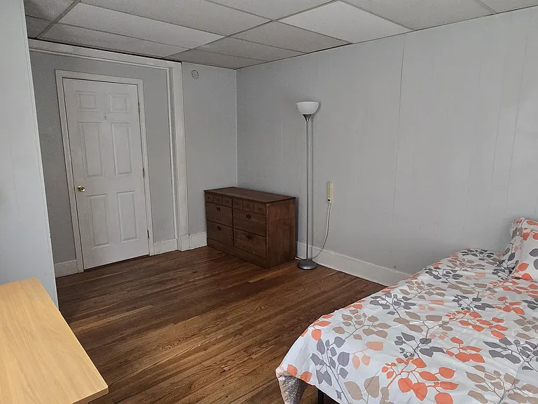 22 Frank St #1 — Photo 11