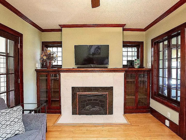 2433 Lyndale Ave S #202 — Photo 10