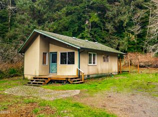 3757 Yachats River Rd, Yachats, OR 97498