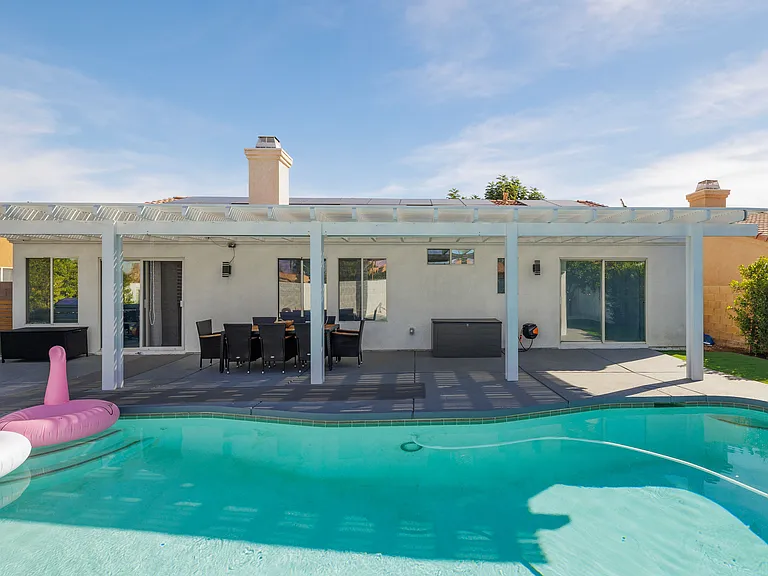 45191 Palmwood Dr — Photo 2