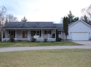1483 E Holton Whitehall Rd, Twin Lake, MI 49457