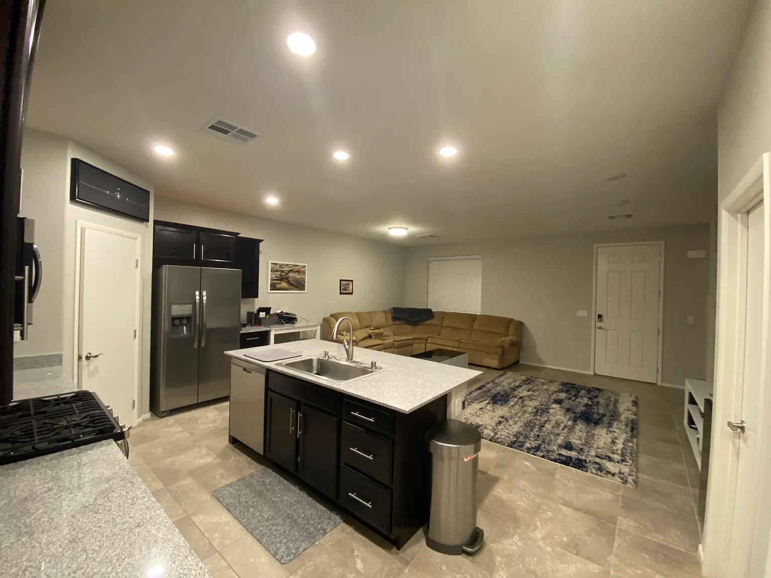 3 bed, 1744 sqft, $2,050 — Photo 4