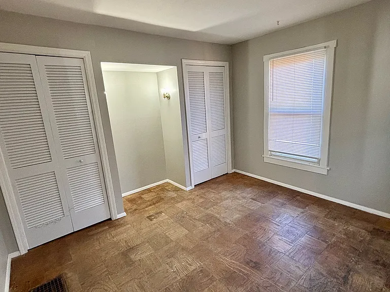 1112 Weller Ave — Photo 6