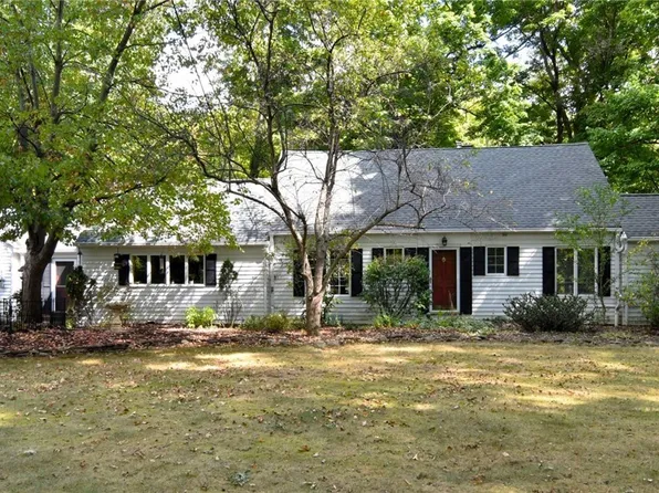 29399 Pike Dr, Orange, OH 44022