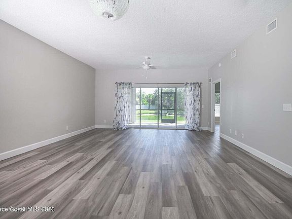 4th image of 171 Portside Ave #1-105-1