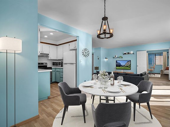 5th image of 5651 Windsor Way Unit 102