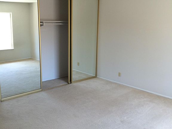 3rd image of 3270 Caminito Eastbluff Unit 94