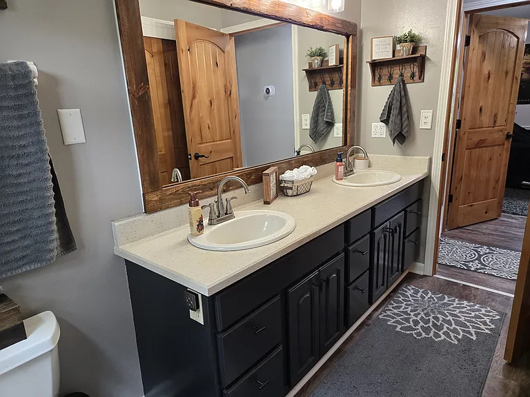 N70W23707 Prides Rd — Photo 38