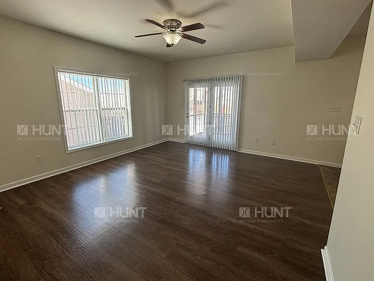 146 Barrett Dr — Photo 9