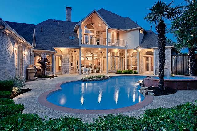 1st image of 613 Cambridge Manor Ln