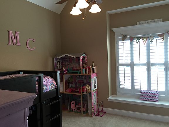 3rd image of 117 Sawtooth Oak Trl