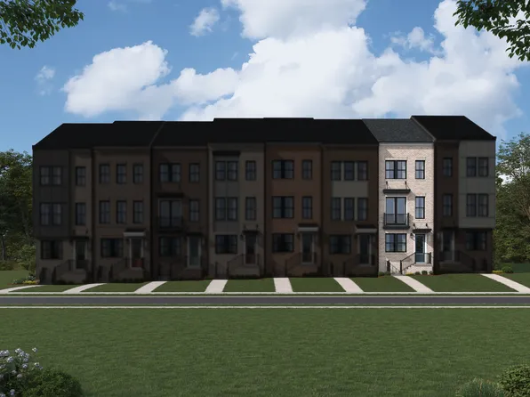 2698 River Birch Rd, Herndon, VA 20171