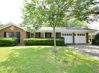 1612 Long Dr, Richmond, TX 77469