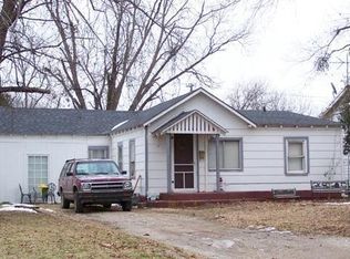 921 S 18th St, Chickasha, OK 73018