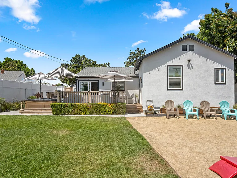 13730 Community St — Photo 78