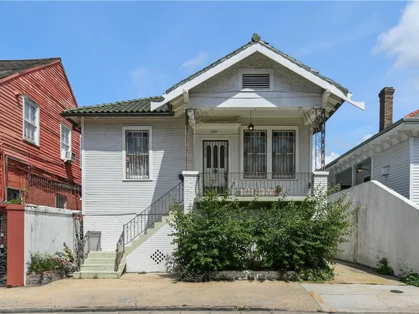 1311 Bourbon St, New Orleans, LA 70116