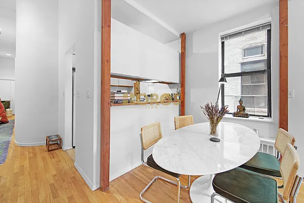 Rented by City Connections Realty | media 7