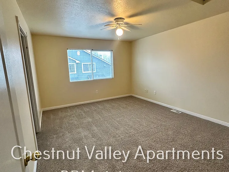 1451 E Sharons Loop #102 — Photo 8
