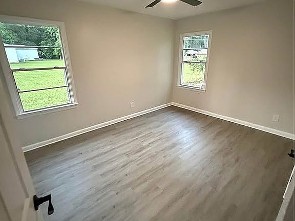 4th image of 6835 Morrison Dr