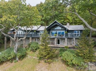 465 Leatherwood Rd, Maggie Valley, NC 28751