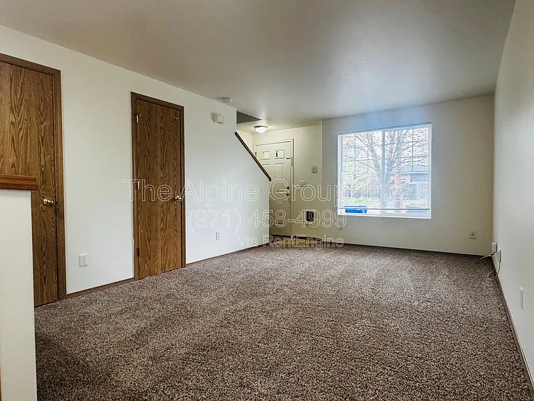 8314 SE Yamhill St #1 — Photo 4