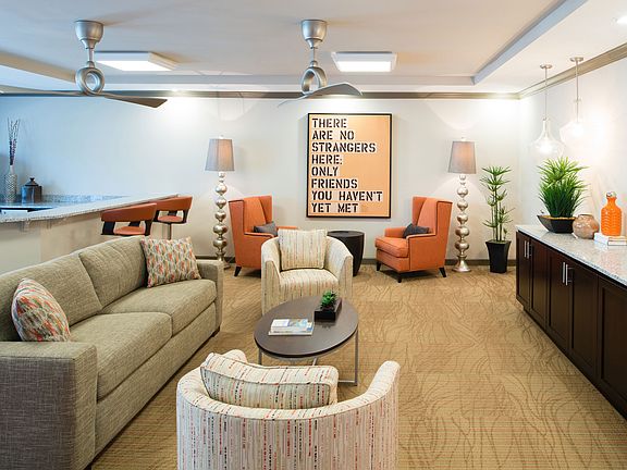 Resident Clubhouse and Social Lounge