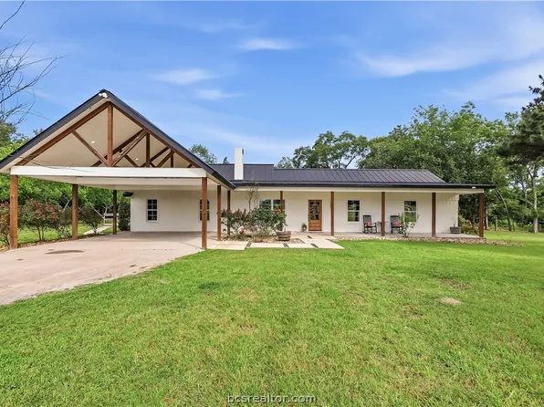 5704 Highway 90, Madisonville, TX 77864