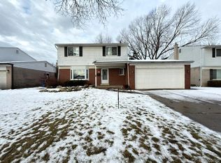 27233 Audrey Ave, Warren, MI 48092