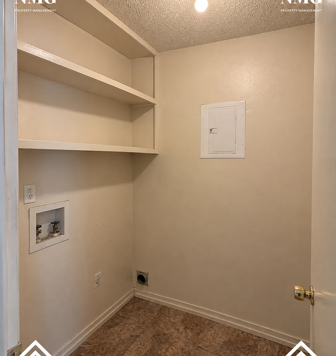1755 Brookhollow Circle - 1 — Photo 3