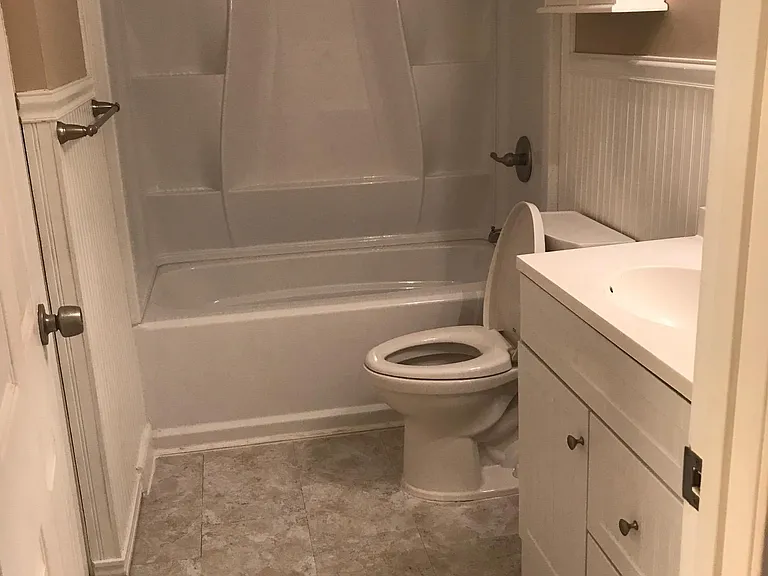 20 Glad Valley Dr — Photo 5