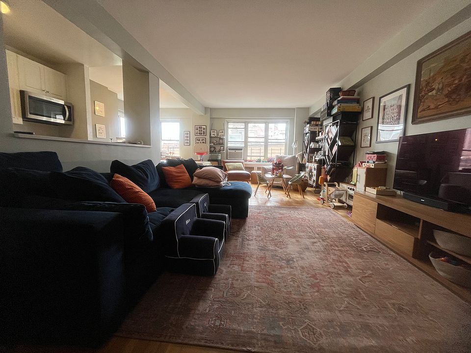 1st image of 110 E End Ave APT 7C