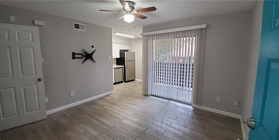 1st image of 1840 Burton Dr APT 190