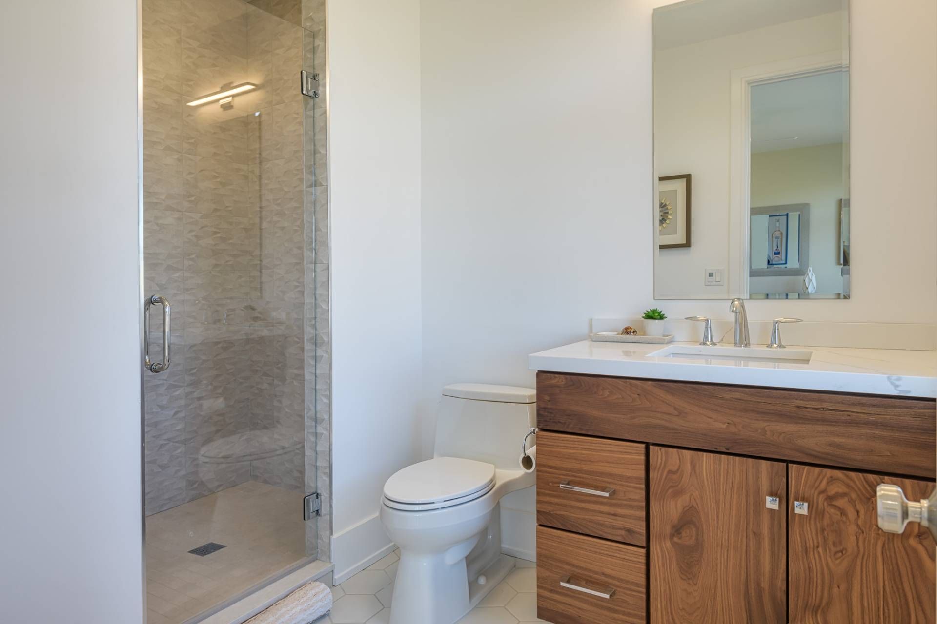 34 Old Fort Ln, Southampton, NY 11968 Out East