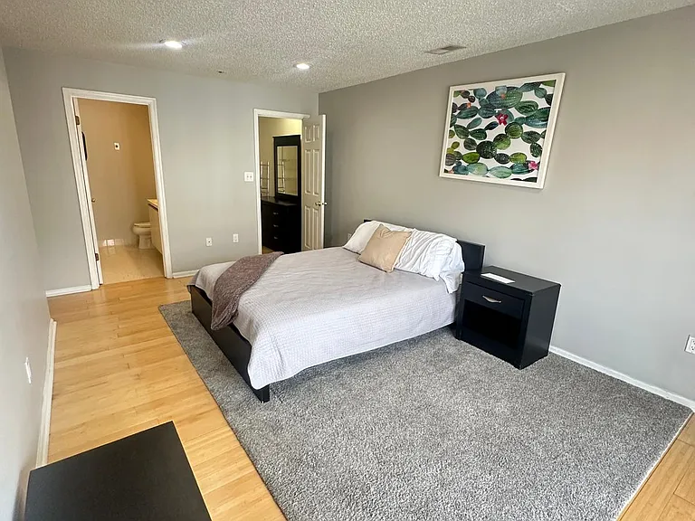 22 Krueger Court3 Master W Balcony Walk — Photo 2
