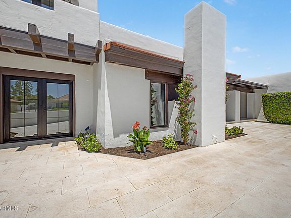 5th image of 3342 E FOX Street