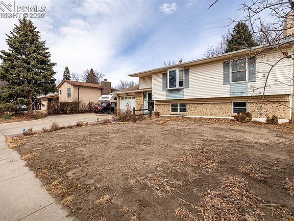 2nd image of 4627 Sprucewood Dr