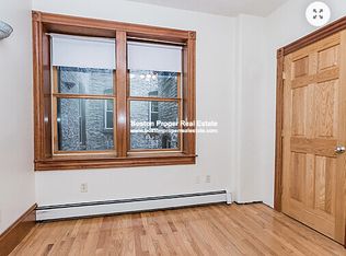 97 Myrtle St #301, Boston, MA 02114