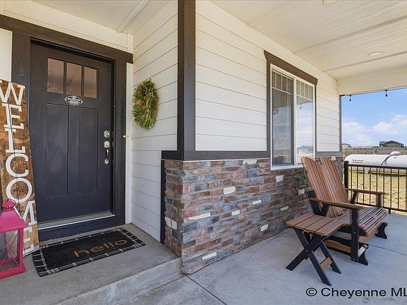 3rd image of 1287 Bentley Rd