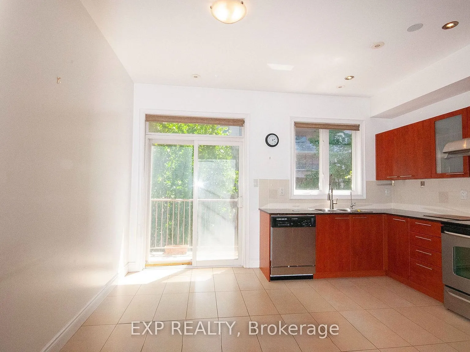 4 bed, $3,600 — Photo 3